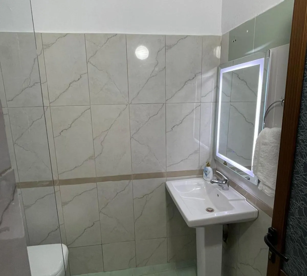 Apartment Anel'S Guesthouse Berat