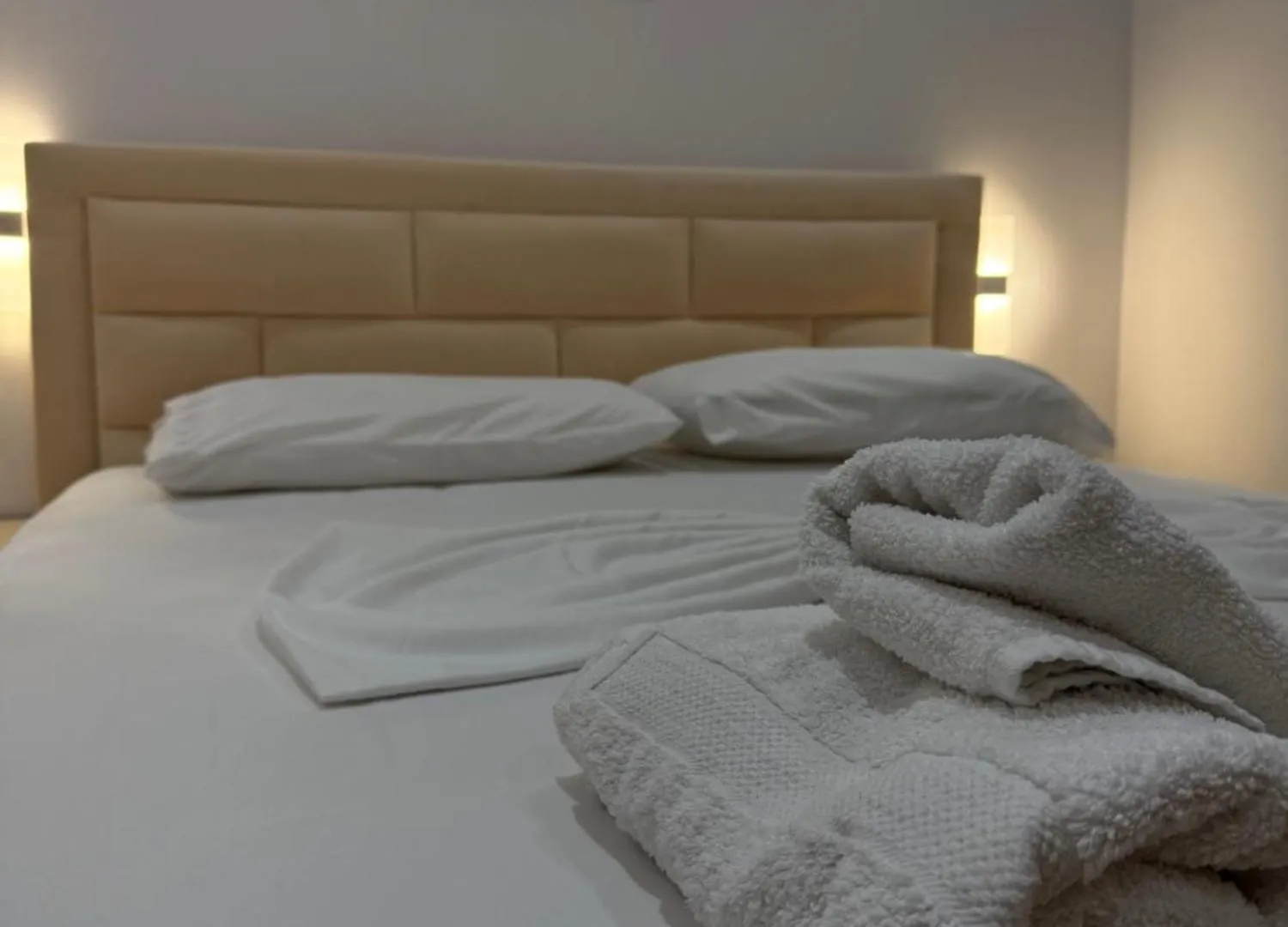 Anel'S Guesthouse Berat Lejlighed